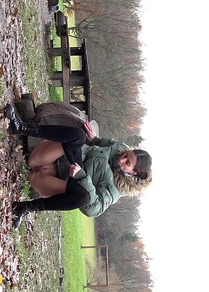 Got2pee Ali Bordeaux Olderwomanfun Outdoor Analstraponmobi