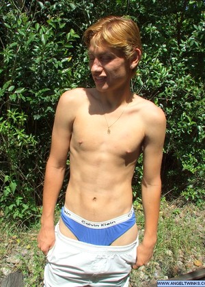 Angeltwinks Model jpg 9