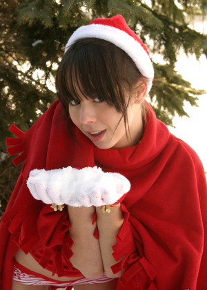 Ariel Rebel jpg 9