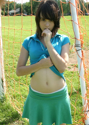 Ariel Rebel jpg 5