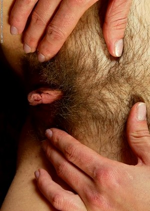 Atknaturalandhairy Model jpg 2