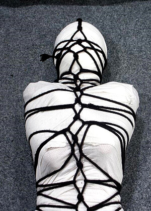 Bondagettes Model jpg 11