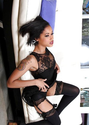 Skin Diamond jpg 3