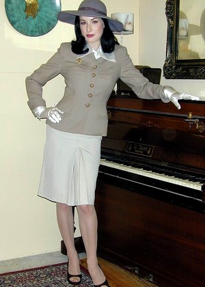 Dita Dita Von Teese jpg 4