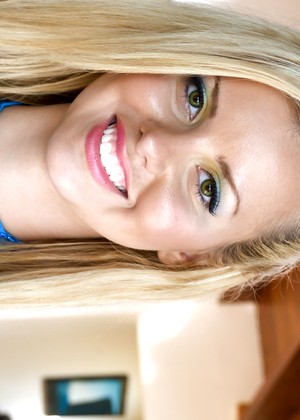 Mira Holly Michaels Jessie Rogers jpg 13