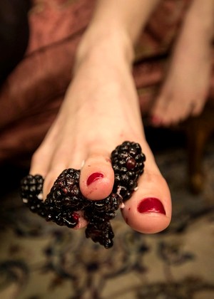 Foot Worship Maitresse Madeline Penny Pax Crystal Clear Foot Humiliation Wifi Download jpg 4