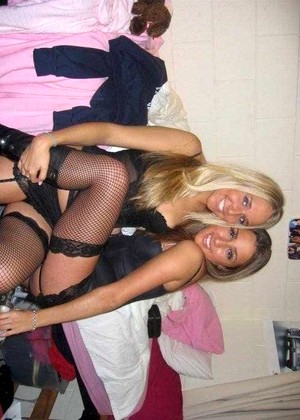 popular tag pichunter s Sexy Teen Girlfriends pornpics (1)