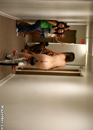 popular tag pichunter d Dorms pornpics (22)