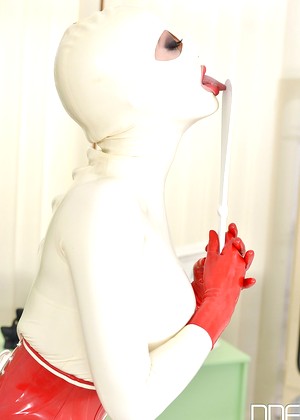 Latex Lucy jpg 13