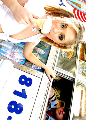 Icecreambangbang Model jpg 10