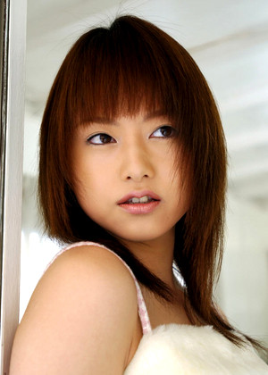 Akiho Yoshizawa jpg 4