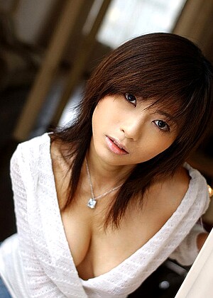 popular pornstar pichunter  Rin Suzuka pornpics (11)