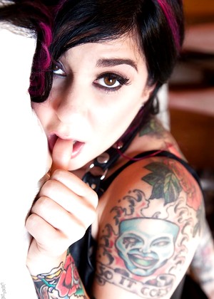 Joannaangel Model jpg 1