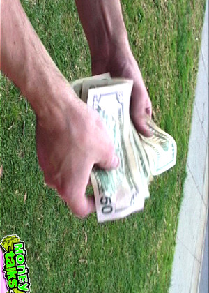 Moneytalks Model jpg 9