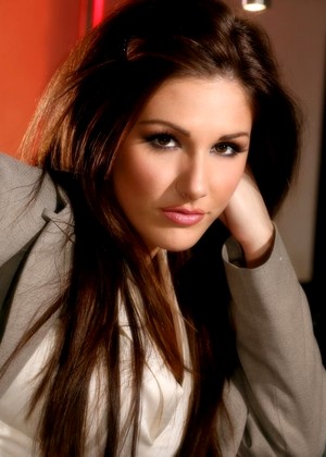 Only Tease Lucy Pinder Innovative Softcore Sexpartner jpg 10