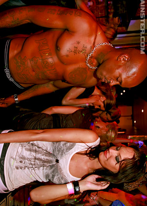 Party Hardcore Partyhardcore Model Hey Amateurs Fb jpg 12