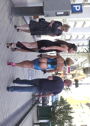 Public Disgrace Steve Holmes Nikki Thorne Exchange Public Sexo Photos jpg 37