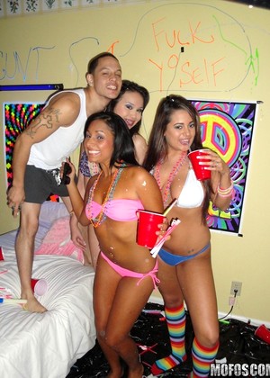 Realslutparty Model jpg 2