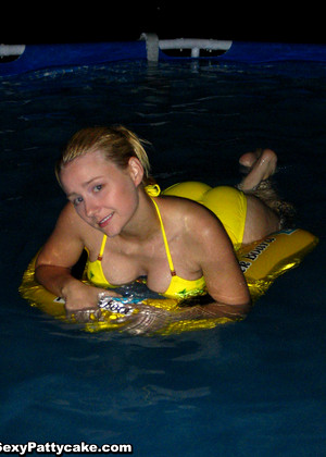 Sexy Pattycake Sexy Pattycake Clear Blonde Sexmodel jpg 2