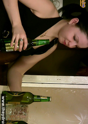 Theydrunk Model jpg 15