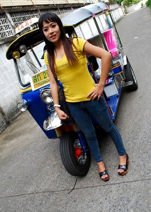 Tuktuk Patrol Ice Dollar Thai Sinn jpg 16