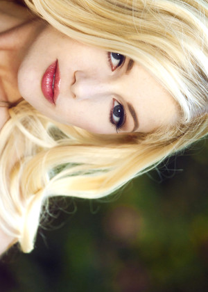 Charlotte Stokely jpg 7