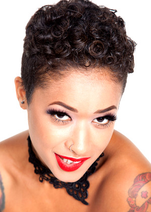 Skin Diamond jpg 13