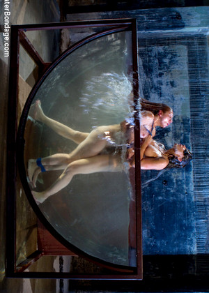 Water Bondage Bobbi Starr Phoenix Marie Lea Lexis Chanel Preston Enhanced Underwater Sexgallery jpg 9