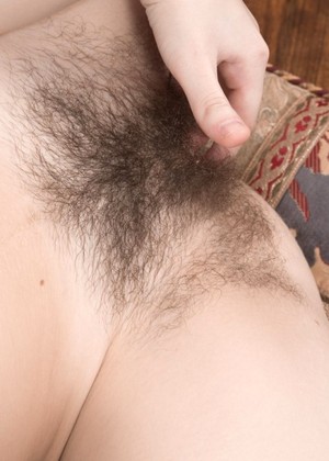 Wearehairy Model jpg 5