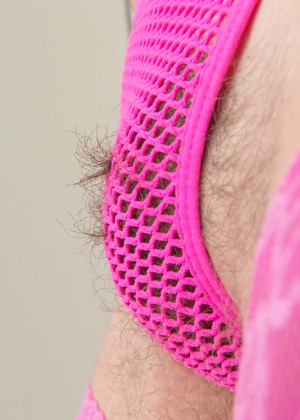 Wearehairy Model jpg 9