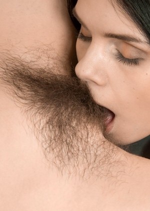 Wearehairy Model jpg 9