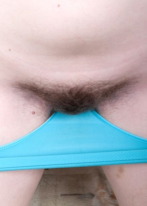 Wearehairy Model jpg 12