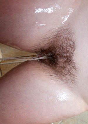 Wearehairy Model jpg 6