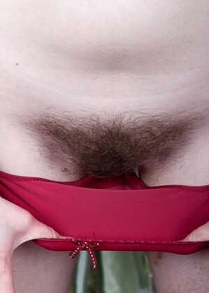 Wearehairy Model jpg 10