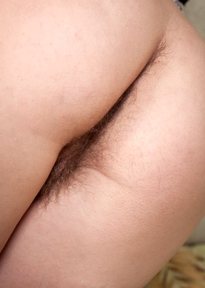 Wearehairy Model jpg 15