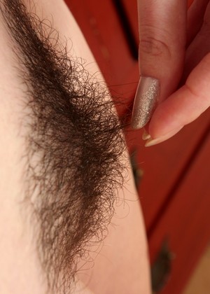 Wearehairy Model jpg 4