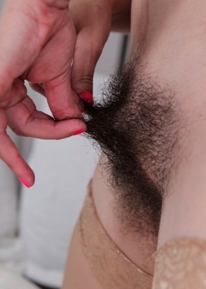 Wearehairy Model jpg 5