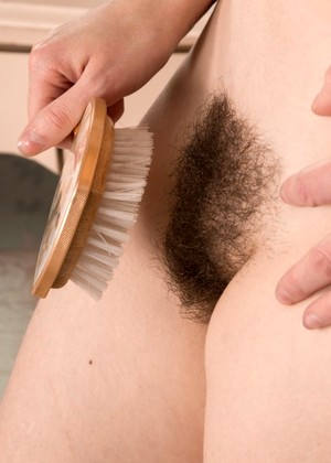 Wearehairy Model jpg 14