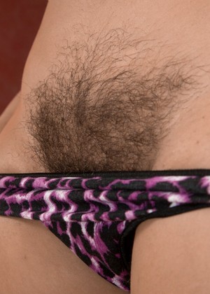 Wearehairy Model jpg 11