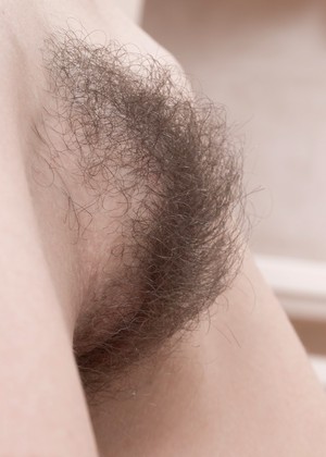 Wearehairy Model jpg 9