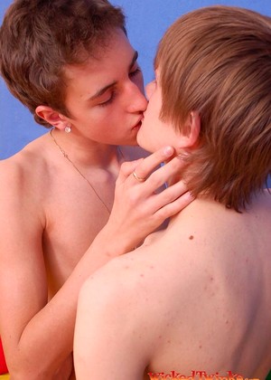 Wickedtwinks Model jpg 8