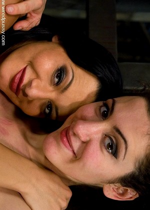 popular tag pichunter l Lezdom Bdsmstars pornpics (2)