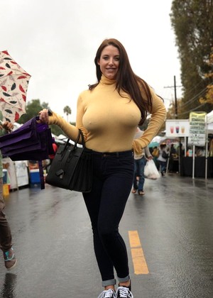 Angela White jpg 11