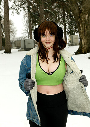 Zishy Daisy Wensday Mondays Winter Pl jpg 7