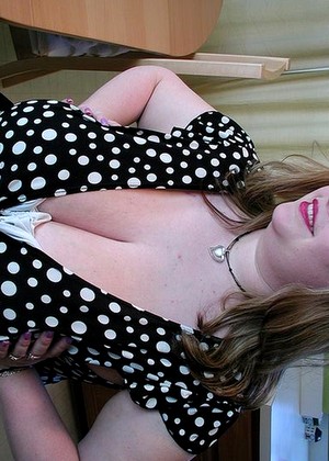 Divinebreasts Divinebreasts Model Exploring Bbw Sexxxx