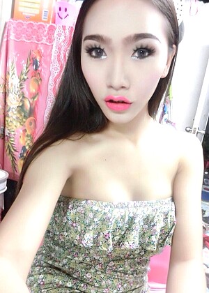 Helloladyboy Helloladyboy Model Stoke Ladyboy Vidieo Bokep