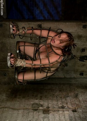 Hogtied Bella Rossi Cool Bdsm Xxx Pass