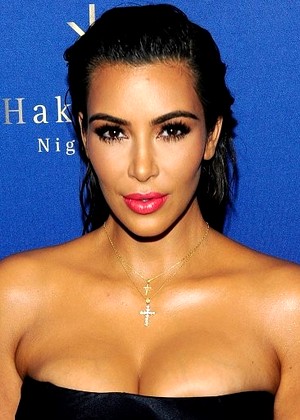 Hotcelebsandmodelsworld Kim Kardashian Coolest Chubby Free Pics