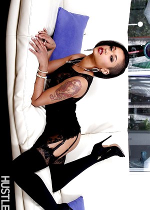 Hustler Skin Diamond Latest Babe Bt