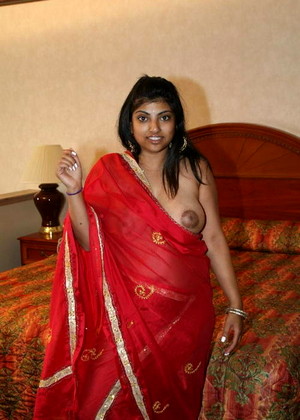 Indianpornqueens Arhuarya Original Interracial Mobile Mobile